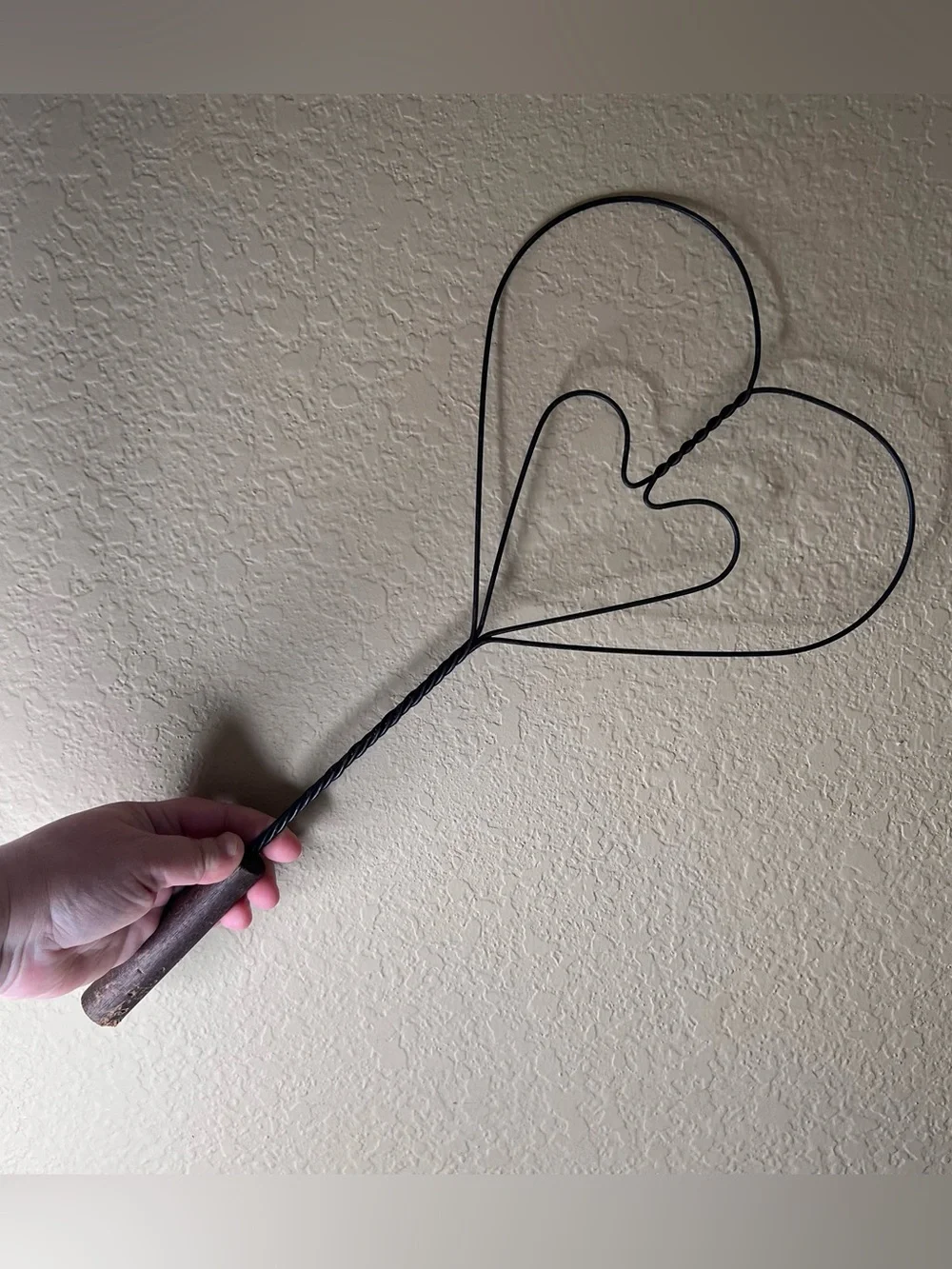 Antique Wire Rug Beater Double Heart Shape Folk Art Primitive Farmhouse Tool